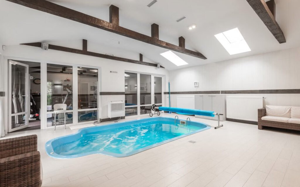 5 Advanced Equipment Strategies for Keeping Indoor Pool Facilities Fresh and Dry
